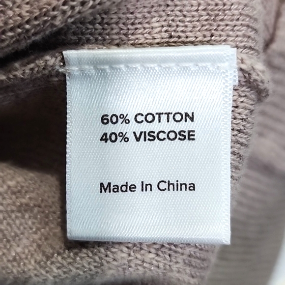 Roan + Ryan Corinne sholder cutout hoodie size M NWT - Picture 6 of 7